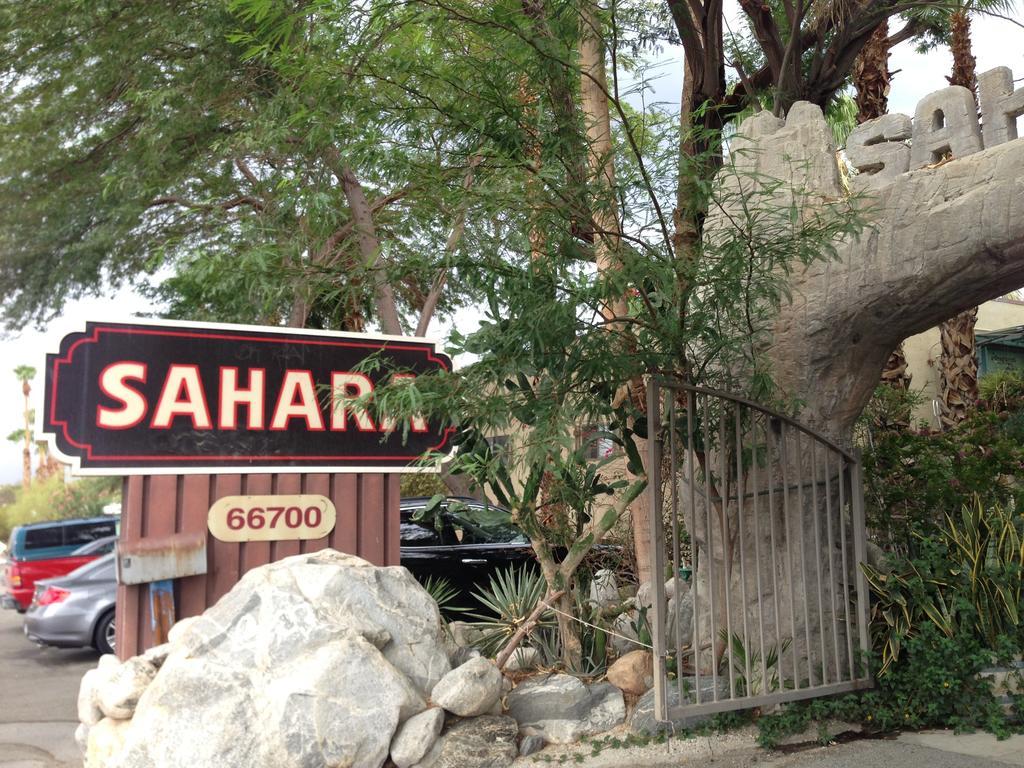 Sahara Hotel & Spa Desert Hot Springs Exterior photo